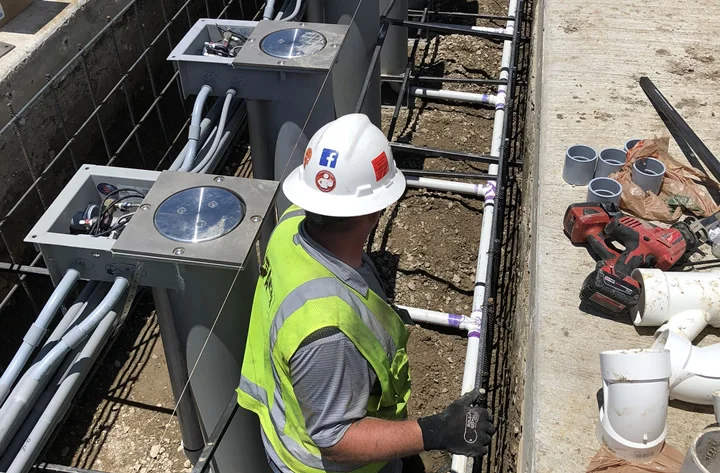 Retractable Bollards and Wedge Barriers Image 02