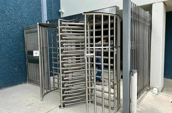 Turns Tiles and Gates Image 01